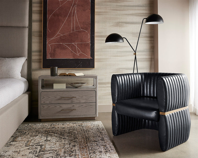 SP - TRYOR LOUNGE CHAIR