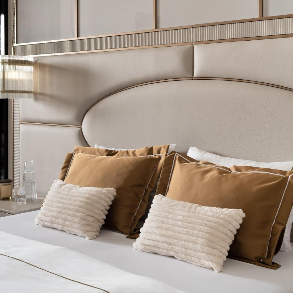 GB - CASTO KING BED