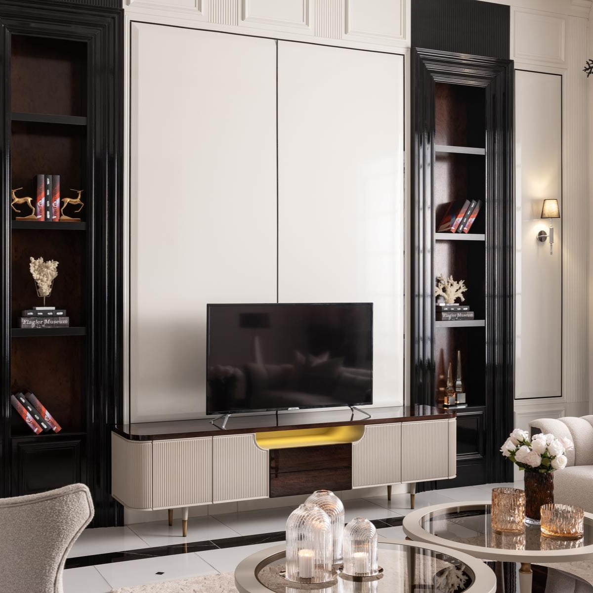 GB - ECRUE TV UNIT