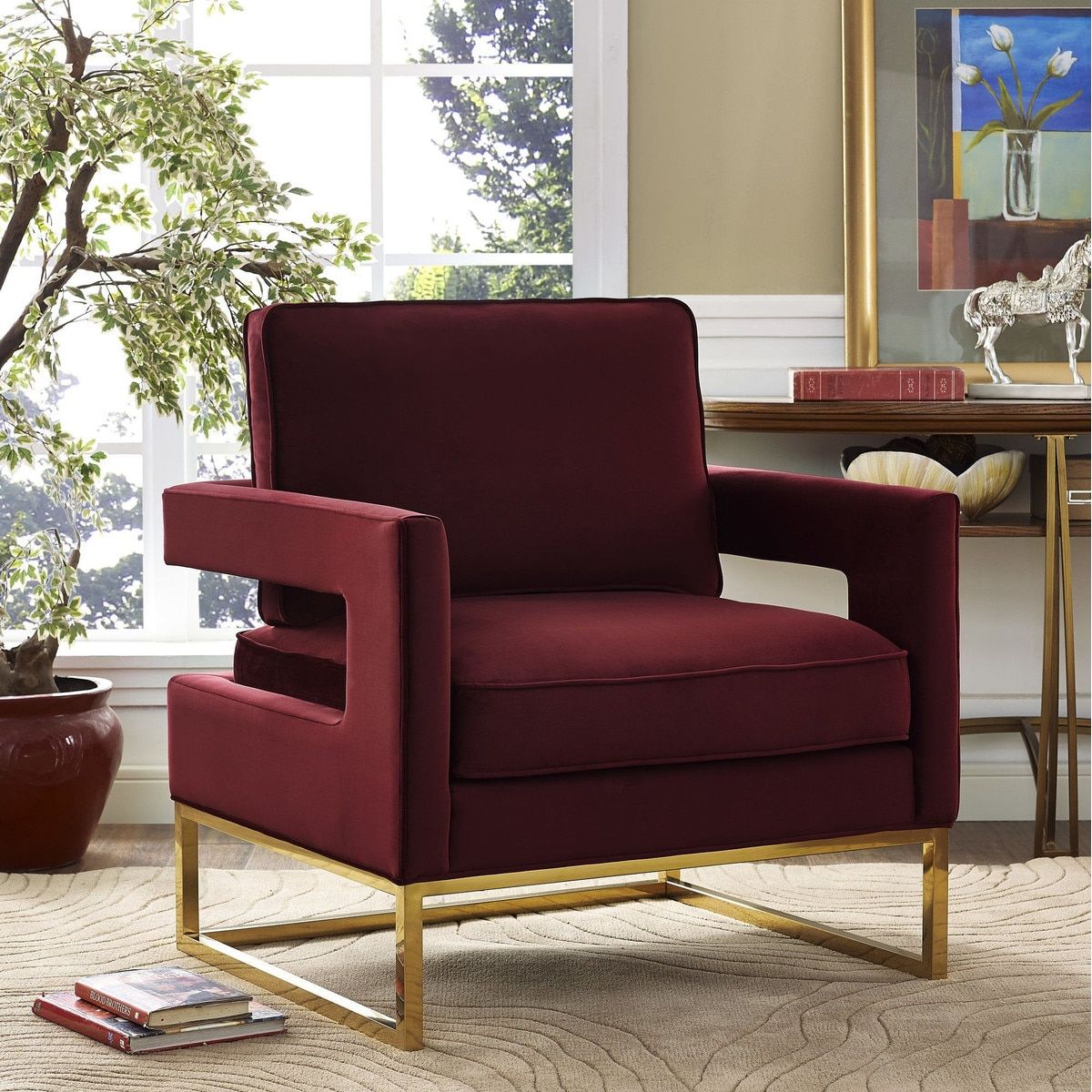 TV-Avery Chair