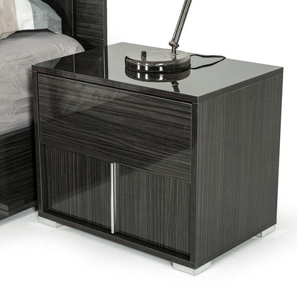 VG - ARI NIGHTSTAND