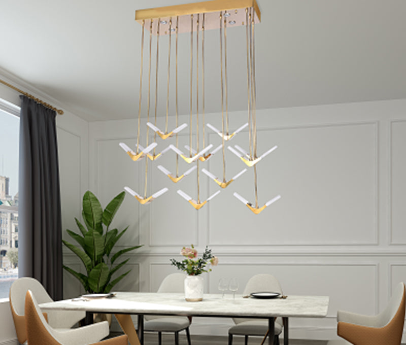 BT - BU01C43G CHANDELIER