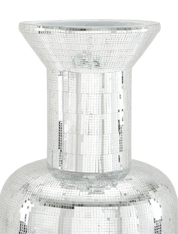 UM- FLOOR VASE