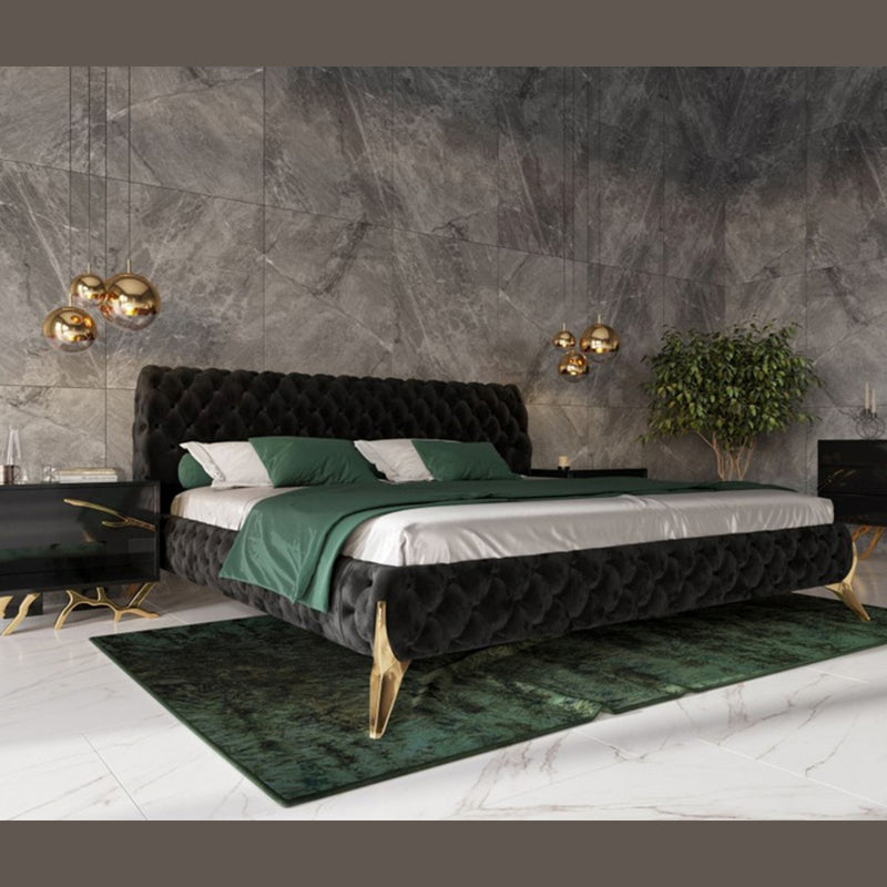 VG - LEGEND BLACK AND GOLD BED